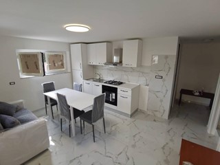 Bilocale in Affitto a Lamezia Terme, 450&euro;, 55 m²