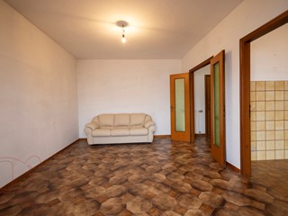 Trilocale in Vendita a Todi, 70'000&euro;, 75 m²