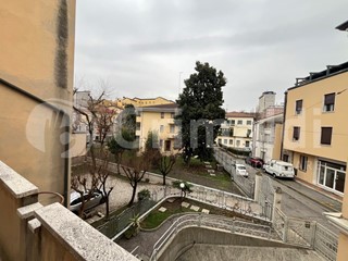 Appartamento in Vendita a Padova, 380'000&euro;, 146 m², con Box