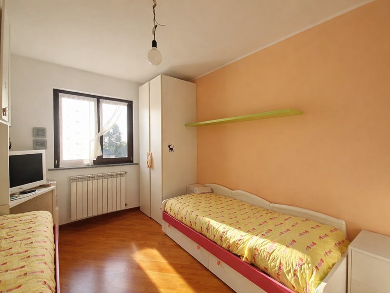 Trilocale in Vendita a Legnano, 269'000&euro;, 160 m², con Box