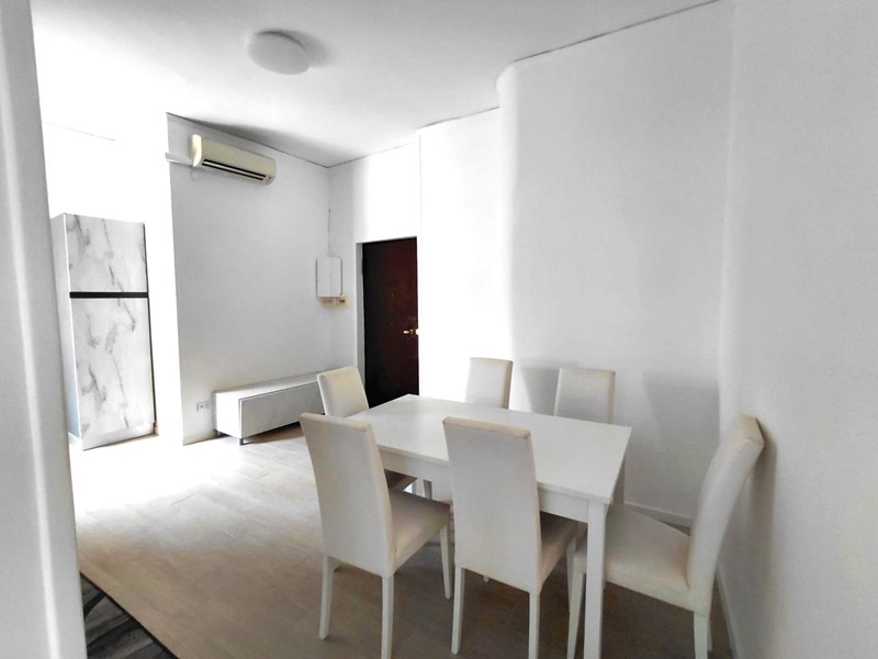 Bilocale in Affitto a Napoli, 1'200&euro;, 60 m², arredato