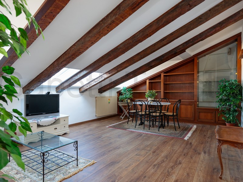 Quadrilocale in Vendita a Trieste, 420'000&euro;, 130 m², arredato