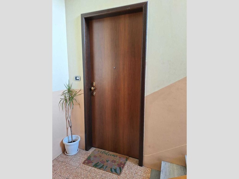 Trilocale in Vendita a Torino, zona Santa Rita, 135'000&euro;, 79 m²