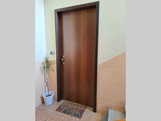 Trilocale in Vendita a Torino, zona Santa Rita, 135'000&euro;, 79 m²