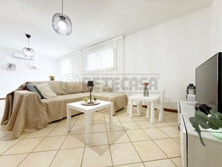 Appartamento in Vendita a Vicenza, 298'000&euro;, 177 m², con Box