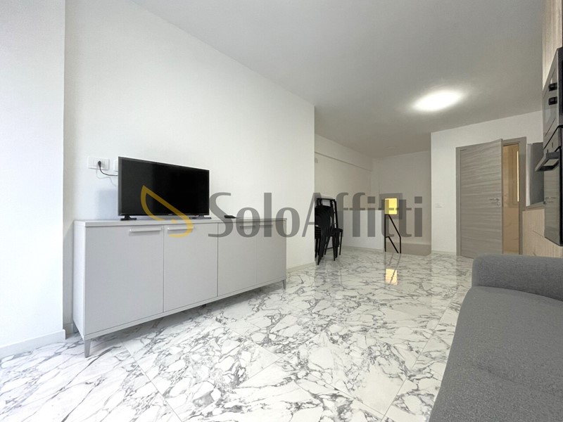 Bilocale in Affitto a Catanzaro, zona Centro storico, 660&euro;, 75 m², arredato