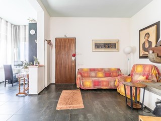 Villa in Vendita a Empoli, 750'000&euro;, 250 m², con Box