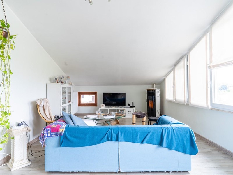 Casa Indipendente in Vendita a Cerreto Guidi, zona Stabbia, 200'000&euro;, 250 m², con Box