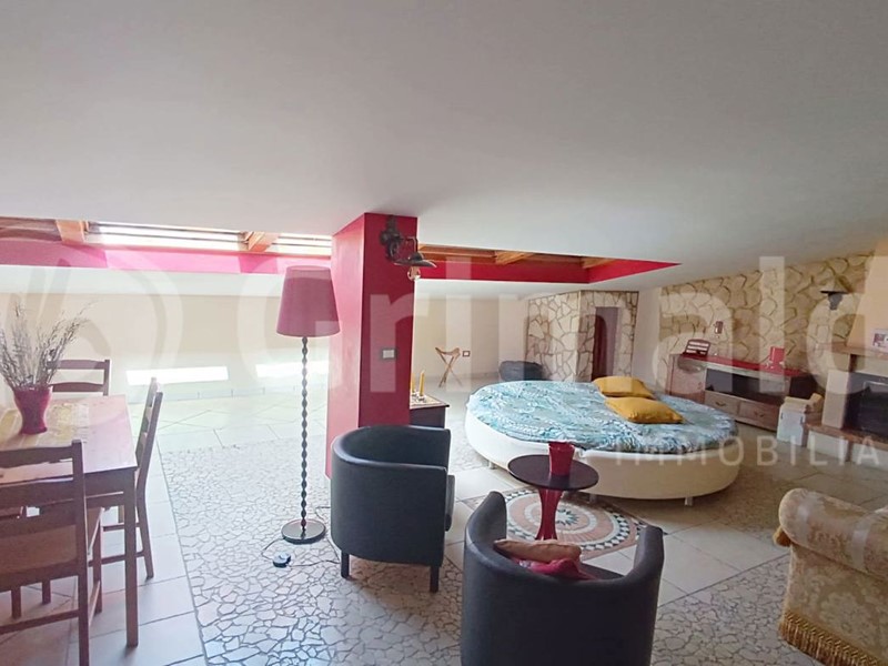 Attico in Affitto a Brusciano, 450&euro;, 60 m², arredato