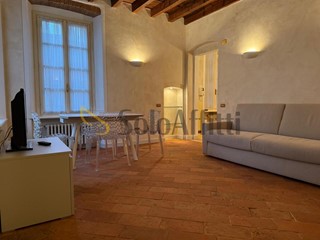 Bilocale in Affitto a Brescia, zona Brescia Antica, 1'000&euro;, 60 m², arredato