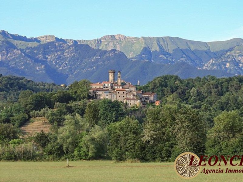 Terreno edificabile in Vendita a Villafranca in Lunigiana, 44'000&euro;, 4396 m²