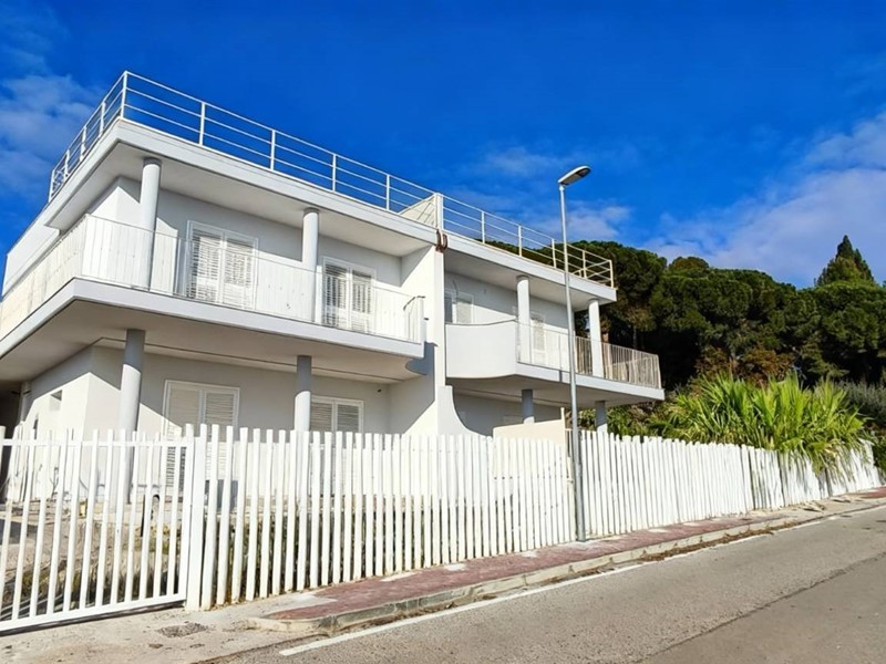 Villetta a schiera in Vendita a Tortoreto, 299'000&euro;, 135 m²