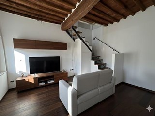 Trilocale in Vendita a Calcinaia, 131'000&euro;, 65 m²