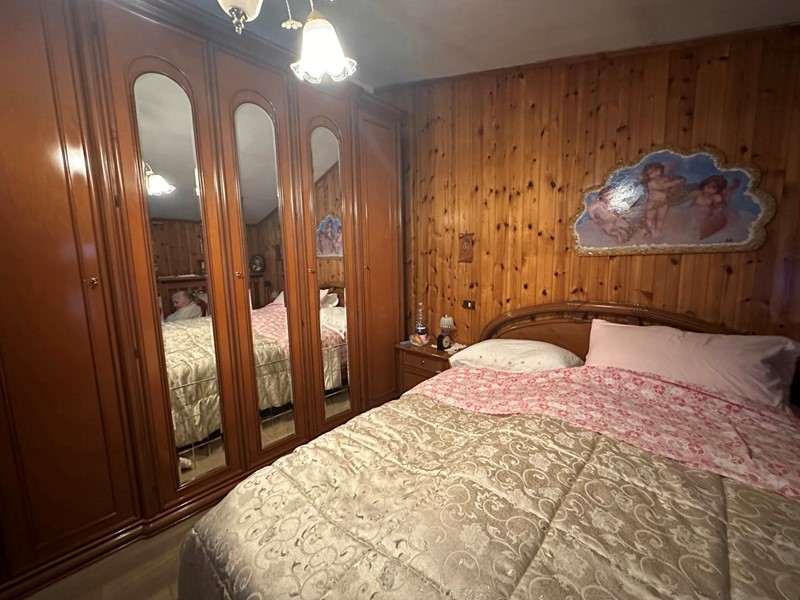 Casa Indipendente in Vendita a Pescasseroli, 220'000&euro;, 140 m²