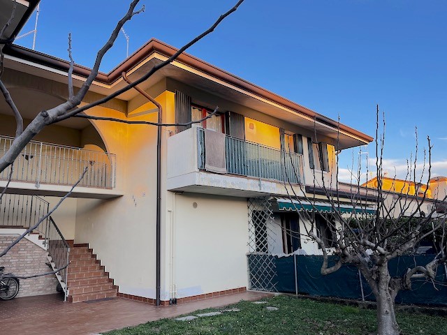 Appartamento in Vendita a Salgareda, 120'000&euro;, 82 m², arredato