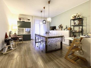 Appartamento in Vendita a San Giuliano Terme, 260'000&euro;, 110 m², con Box