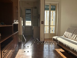 Bilocale in Vendita a Torino, 49'000&euro;, 61 m²