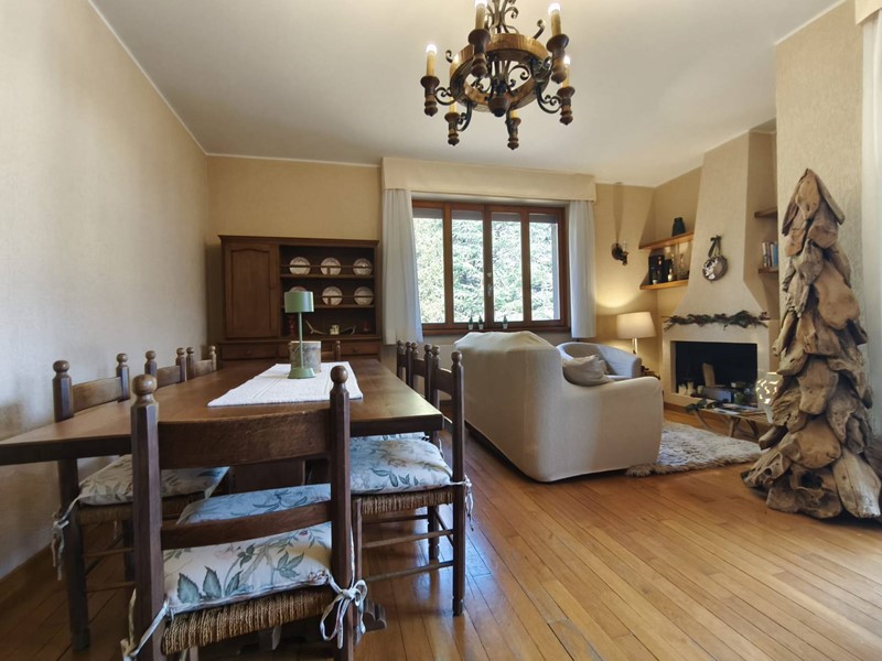 Appartamento in Affitto a Castione della Presolana, 90 m²