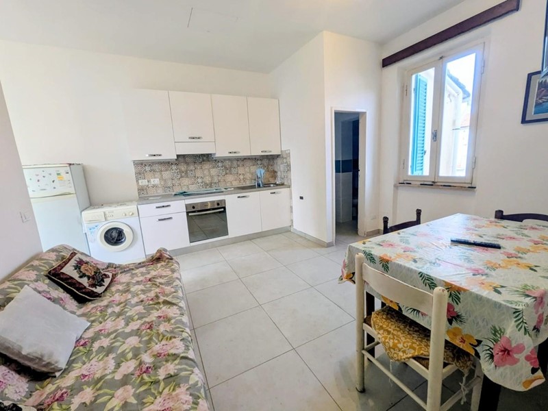 Trilocale in Vendita a Rosignano Marittimo, zona Rosignano Solvay, 160'000&euro;, 74 m², arredato