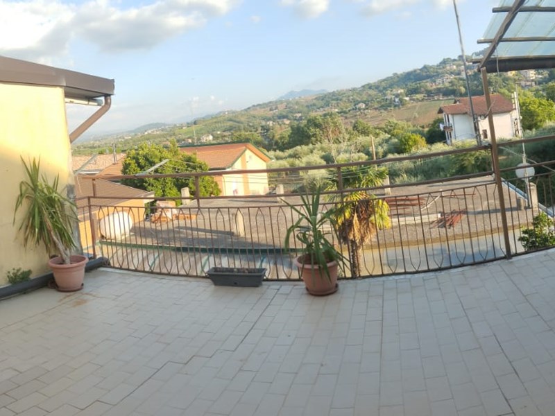 Attico in Vendita a San Giorgio del Sannio, zona centro, 72'000&euro;, 85 m², arredato