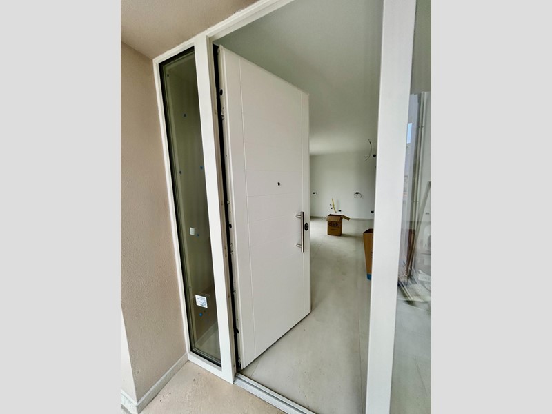 Appartamento in Vendita a Pontedera, 370'000&euro;, 130 m², con Box