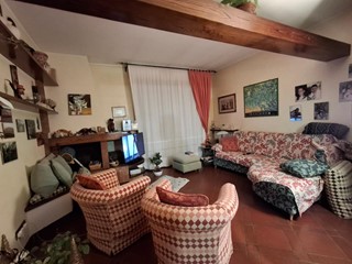 Appartamento in Vendita a Capraia e Limite, 330'000&euro;, 100 m², con Box