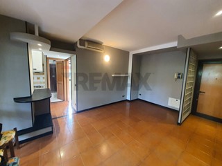 Bilocale in Vendita a Roma, 285'000&euro;, 75 m²