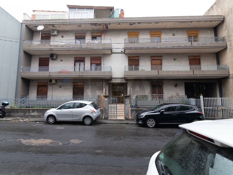 Quadrilocale in Vendita a Acireale, 135'000&euro;, 117 m²