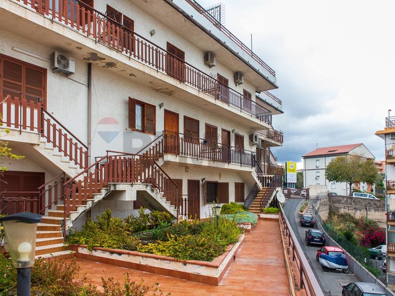 Appartamento in Vendita a Catania, 189'000&euro;, 149 m²