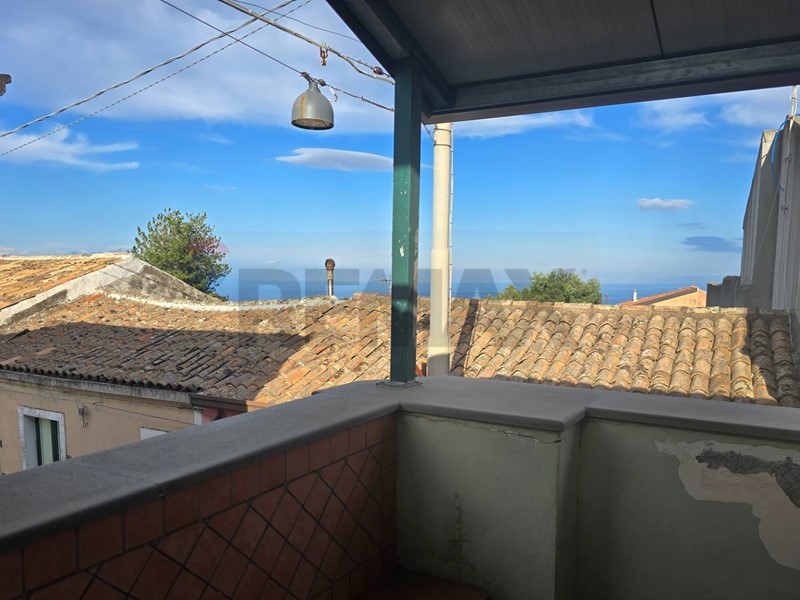 Casa Indipendente in Vendita a Piedimonte Etneo, 89'000&euro;, 97 m²