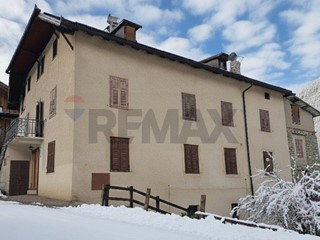 Quadrilocale in Vendita a Ossana, 164'000&euro;, 95 m²