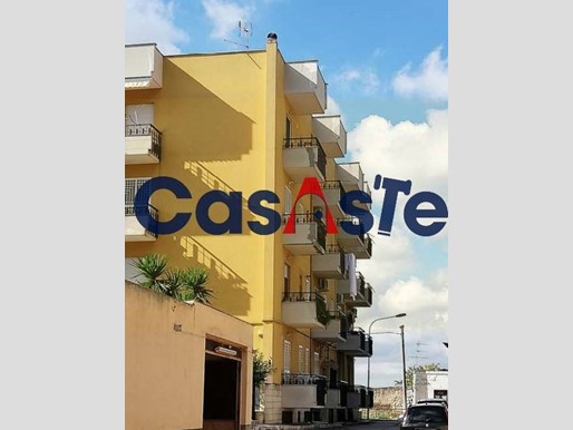 Quadrilocale in Vendita a Canosa di Puglia, 33'025&euro;, 89 m²