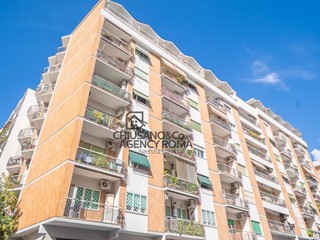 Quadrilocale in Vendita a Roma, 599'000&euro;, 120 m²