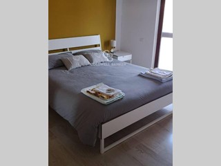 Quadrilocale in Affitto a Foligno, 750&euro;, 100 m²