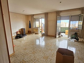 Appartamento in Affitto a Palermo, 720&euro;, 140 m²