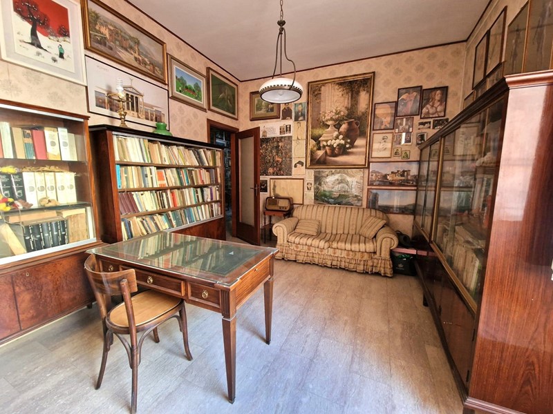 Trilocale in Vendita a Napoli, 455'000&euro;, 130 m²