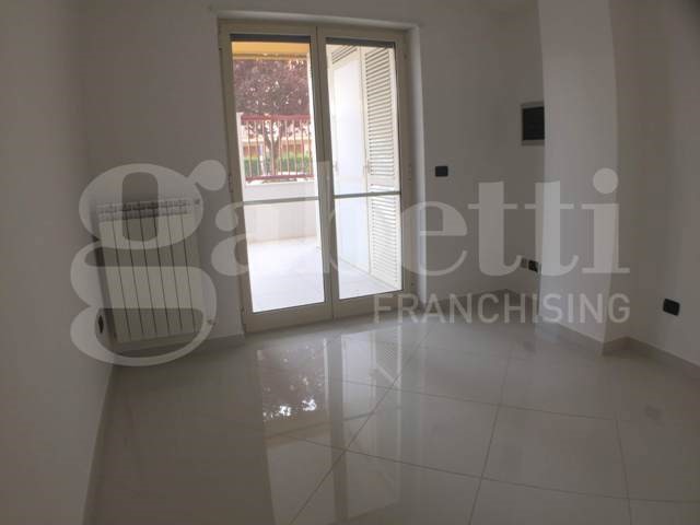 Trilocale in Affitto a Barletta, 750&euro;, 90 m²
