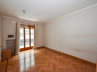 Quadrilocale in Vendita a Torino, 220'000&euro;, 93 m²