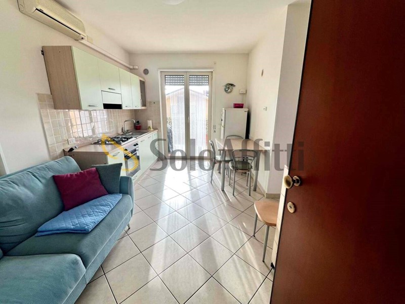Trilocale in Affitto a Alba Adriatica, 600&euro;, 47 m²