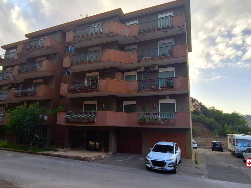 Quadrilocale in Vendita a Messina, 205'000&euro;, 134 m²