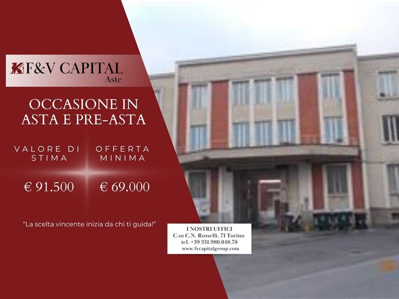 Trilocale in Vendita a Torino, 69'000&euro;, 162 m²