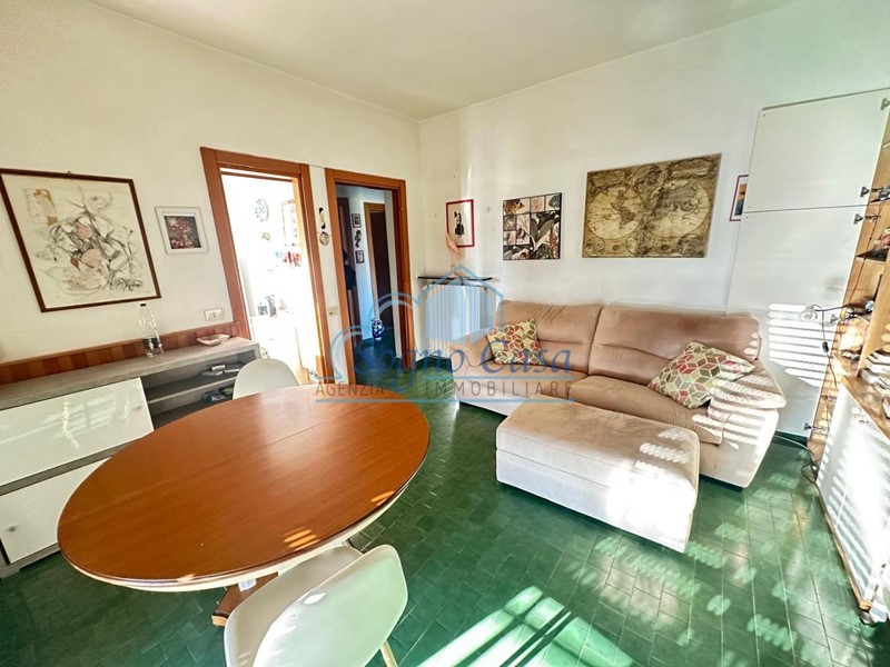 Quadrilocale in Vendita a Sarzana, zona Marinella di Sarzana, 290'000&euro;, 77 m²