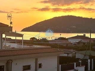 Quadrilocale in Vendita a Sarzana, zona Marinella di Sarzana, 265'000&euro;, 77 m², arredato