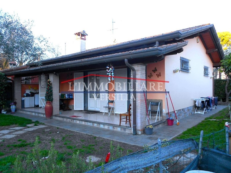 Casa Semi Indipendente in Vendita a Massa, zona Poveromo, 399'000&euro;, 80 m², arredato
