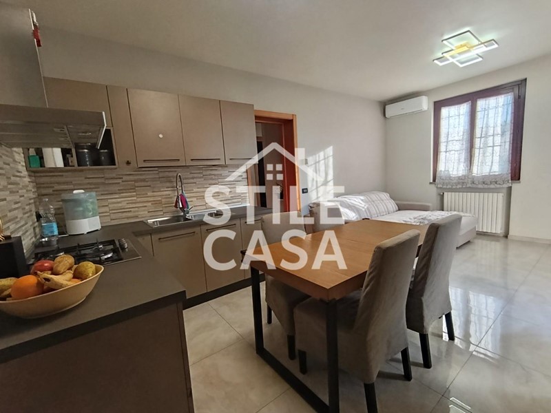 Quadrilocale in Vendita a Castelfranco di Sotto, zona Orentano, 165'000&euro;, 85 m², arredato, con Box