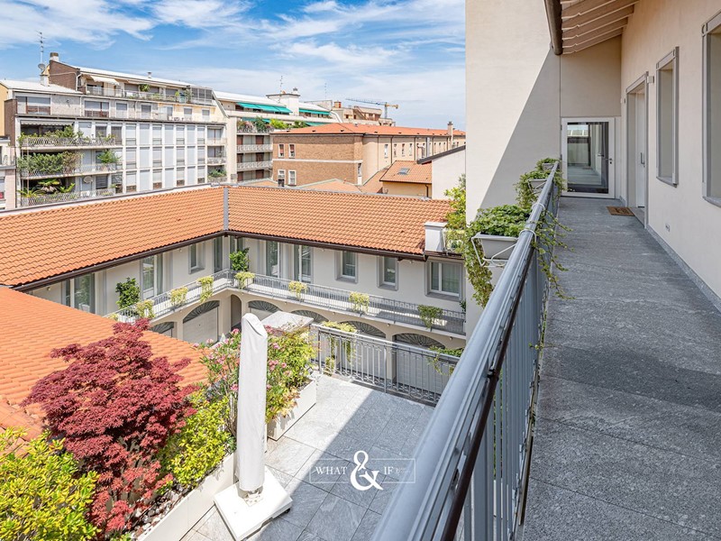 Trilocale in Affitto a Monza, 1'700&euro;, 94 m²