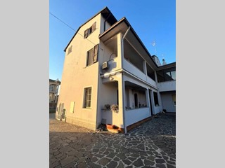Trilocale in Vendita a Chieve, 155'000&euro;, 111 m²