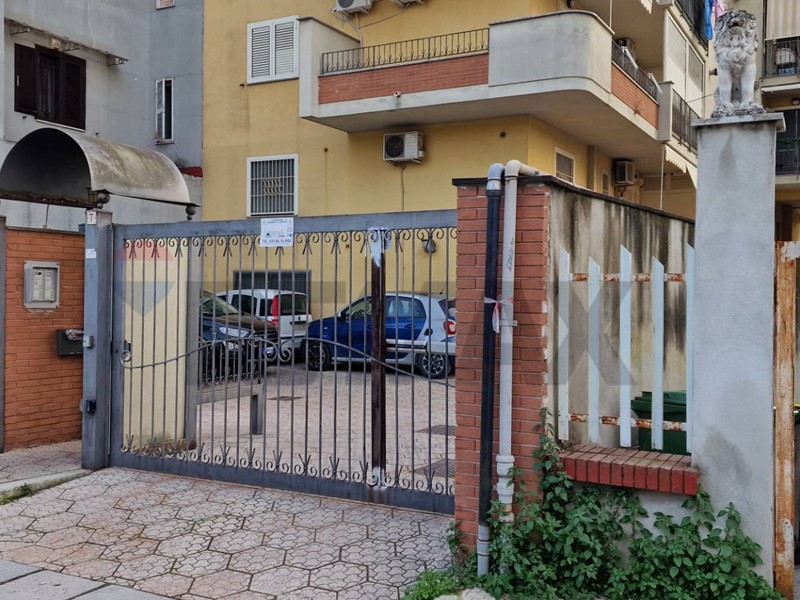 Trilocale in Vendita a Casalnuovo di Napoli, 192'000&euro;, 85 m²