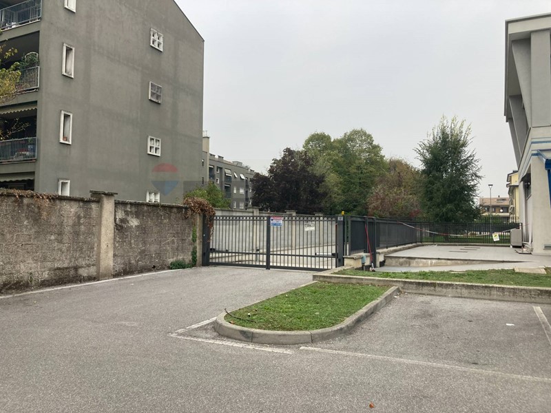 Box in Vendita a Cernusco sul Naviglio, 30'000&euro;, 40 m²