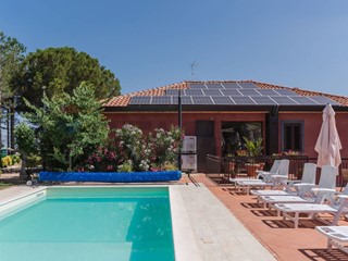 Villa in Vendita a Castiglione di Sicilia, 498'000&euro;, 400 m²